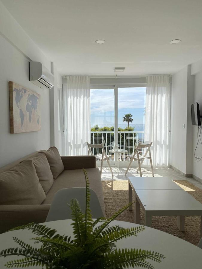 Apartamento 2 Habitaciones Frontal Al Mar 3 Torre Del Mar Exteriör bild