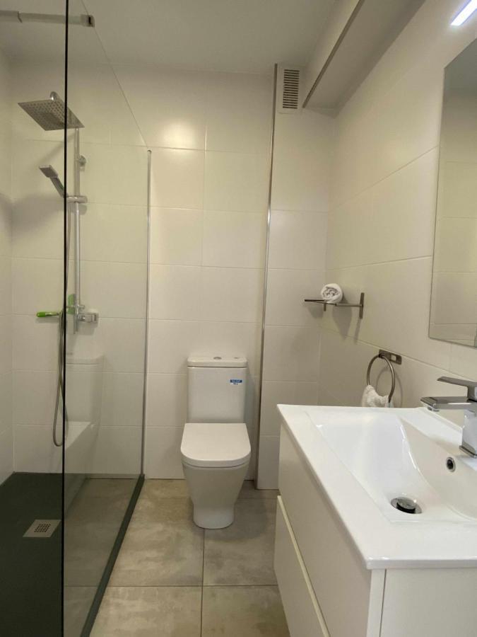 Apartamento 2 Habitaciones Frontal Al Mar 3 Torre Del Mar Exteriör bild