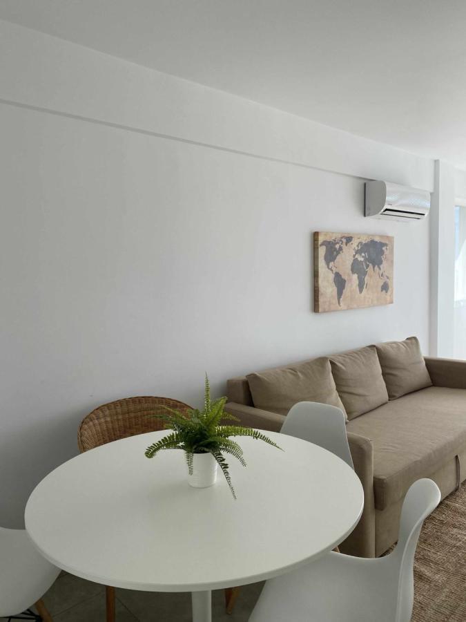 Apartamento 2 Habitaciones Frontal Al Mar 3 Torre Del Mar Exteriör bild