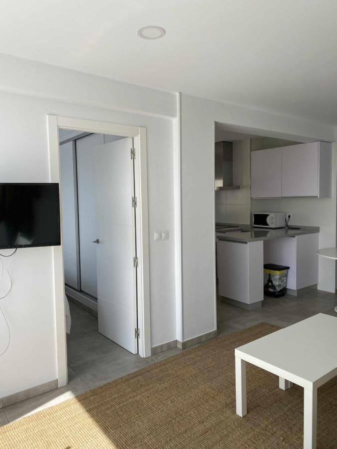 Apartamento 2 Habitaciones Frontal Al Mar 3 Torre Del Mar Exteriör bild