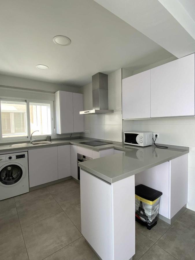 Apartamento 2 Habitaciones Frontal Al Mar 3 Torre Del Mar Exteriör bild